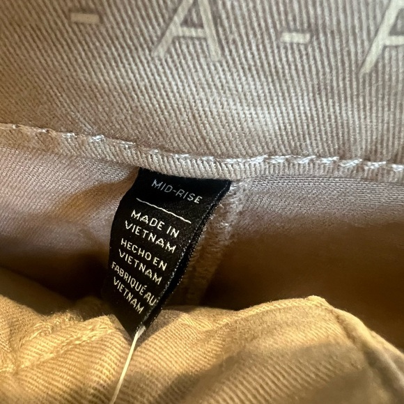 NWT new 14 whbm White House black market pret a play shorts tan toasted hazelnut - Picture 13 of 17